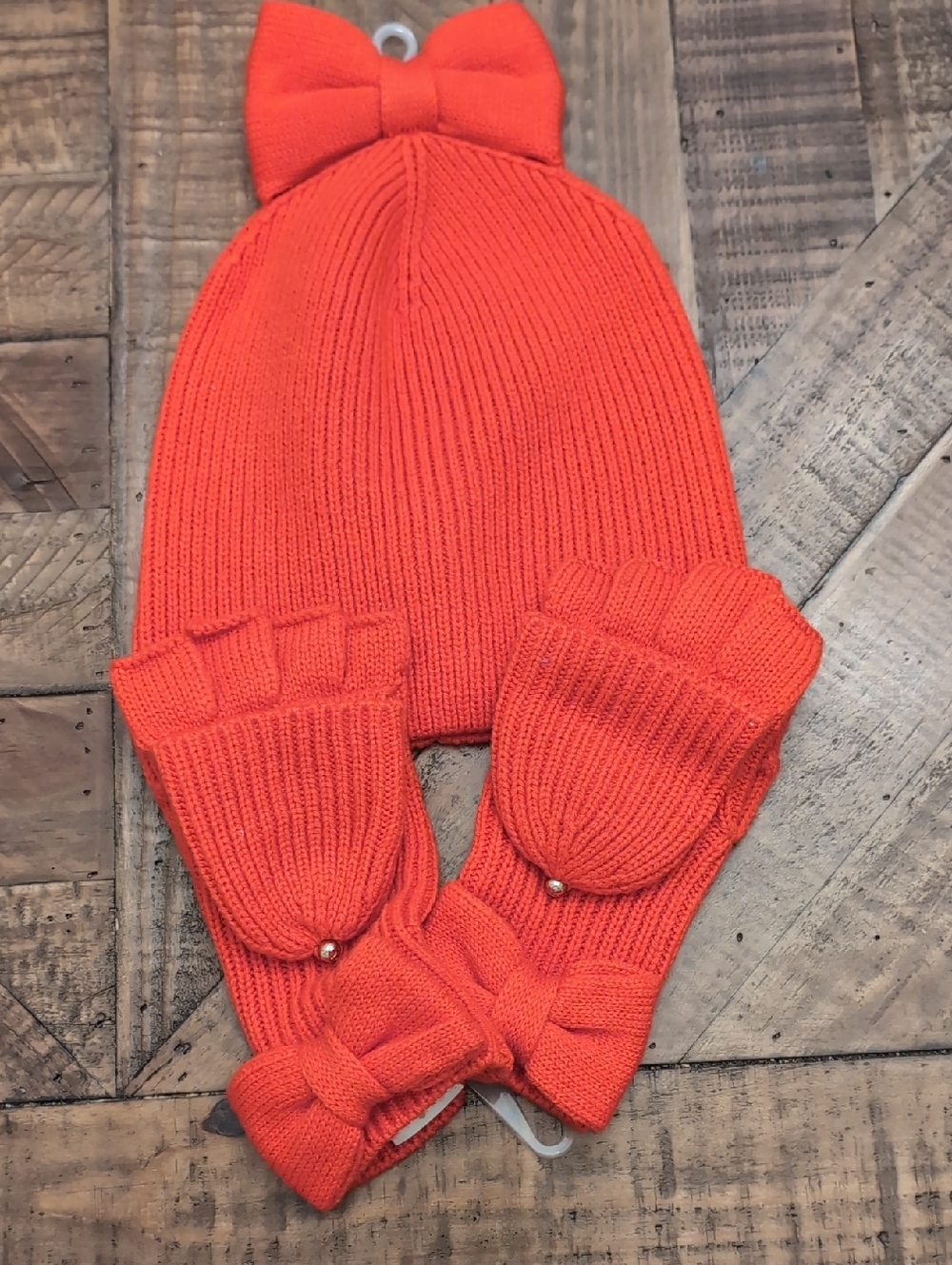 kate spade Bright Red Bow Knit Hat and Mittens Set
